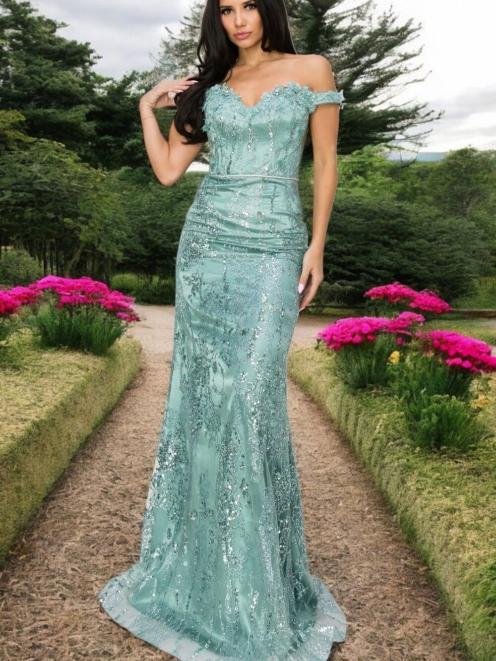NEW SAGE Sweetheart Evening Gown Floor Length With Train 8058J